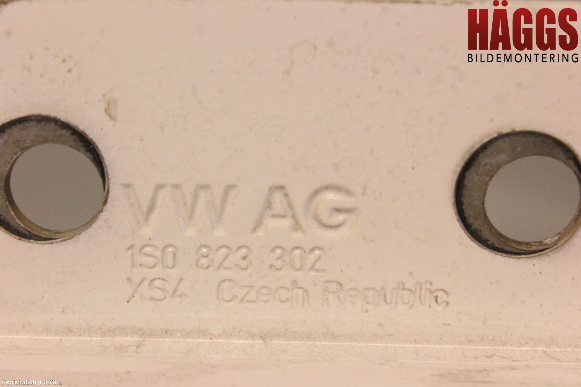 Volkswagen VW UP! / E-UP! Huvgångjärn
