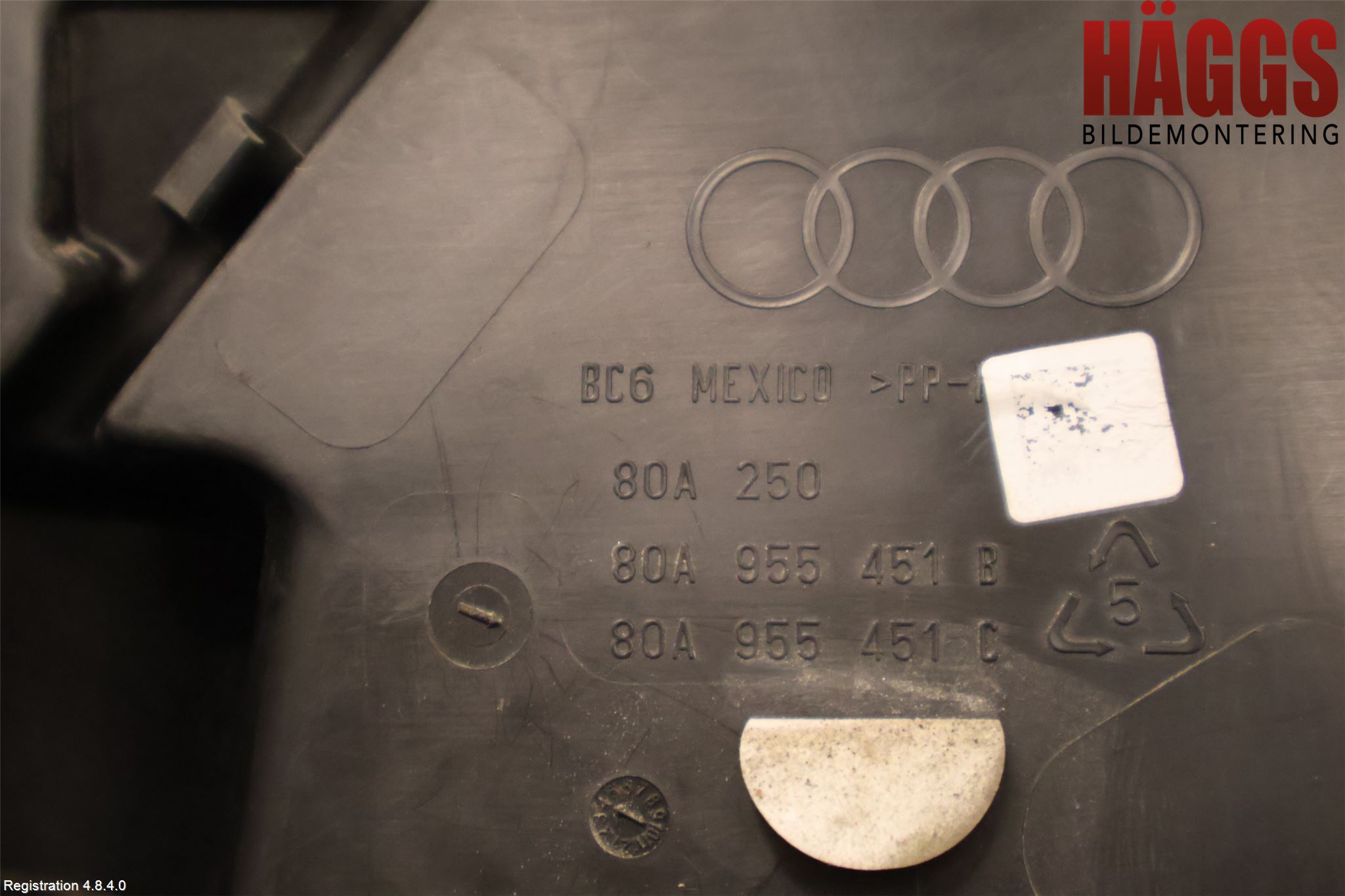 Audi Q5/SQ5 17- Spolartank Vindruta-Strål