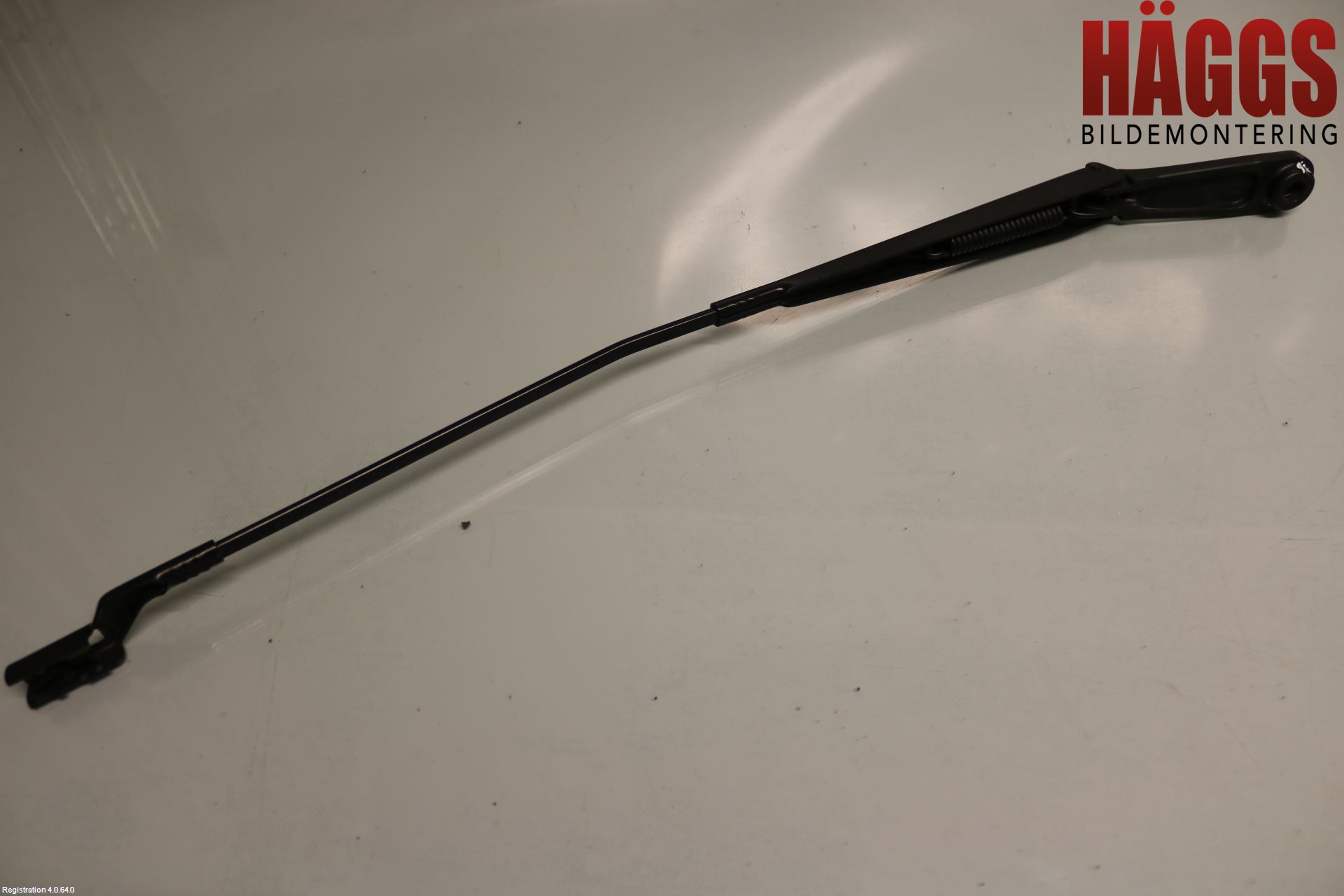 Volkswagen VW TOUAREG CR 18- Torkararm Armar Vindruta