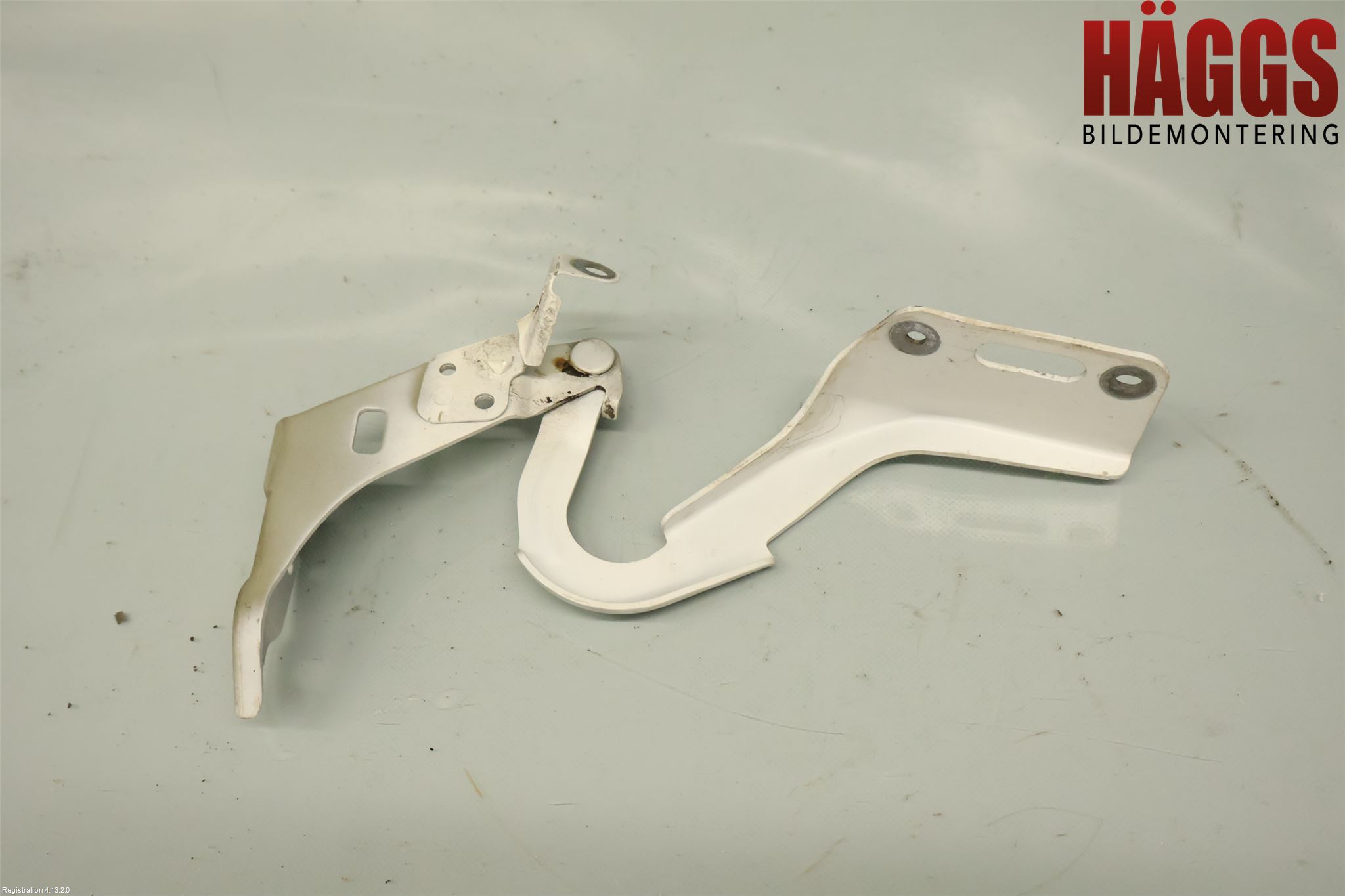 Honda HR-V 15-21 Huvgångjärn
