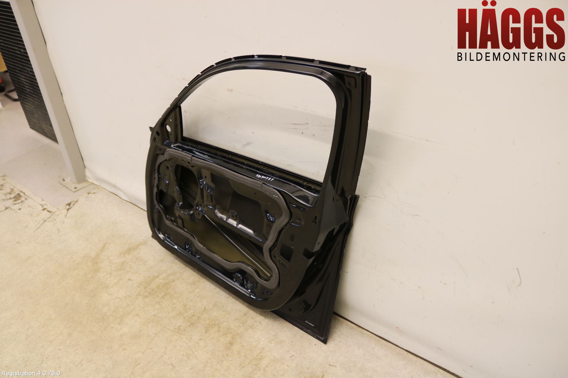 BMW 3 E90/91 SED/TOU 05-12 Dörr Fram Höger