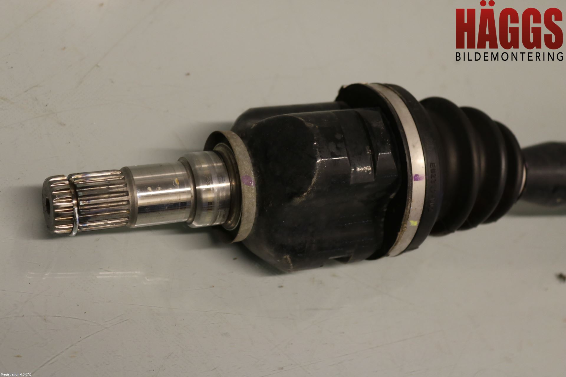 Toyota AURIS 10-12 Drivaxel Fram Höger