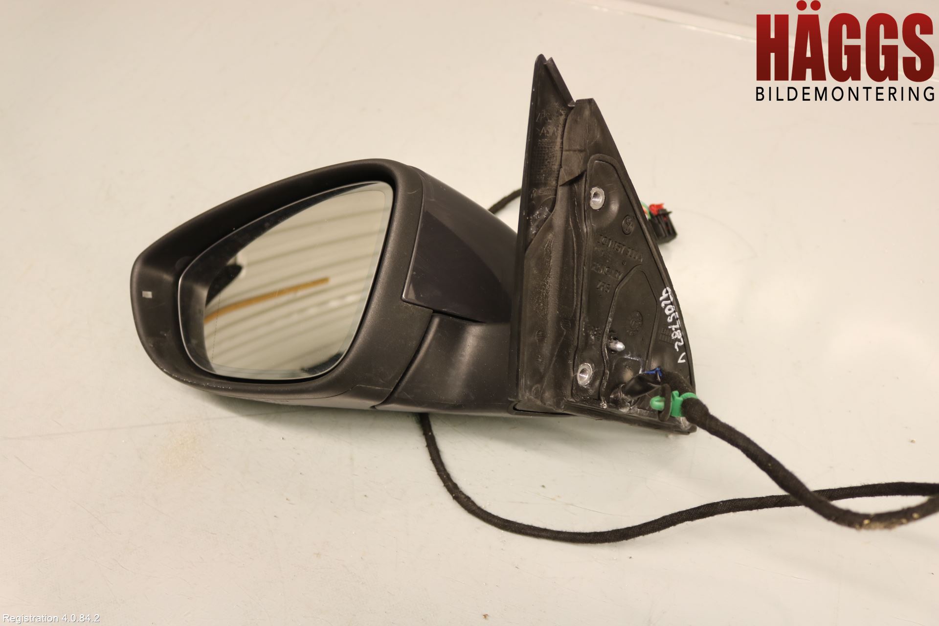 Volkswagen VW PASSAT 11-14 Spegel Yttre El Vä
