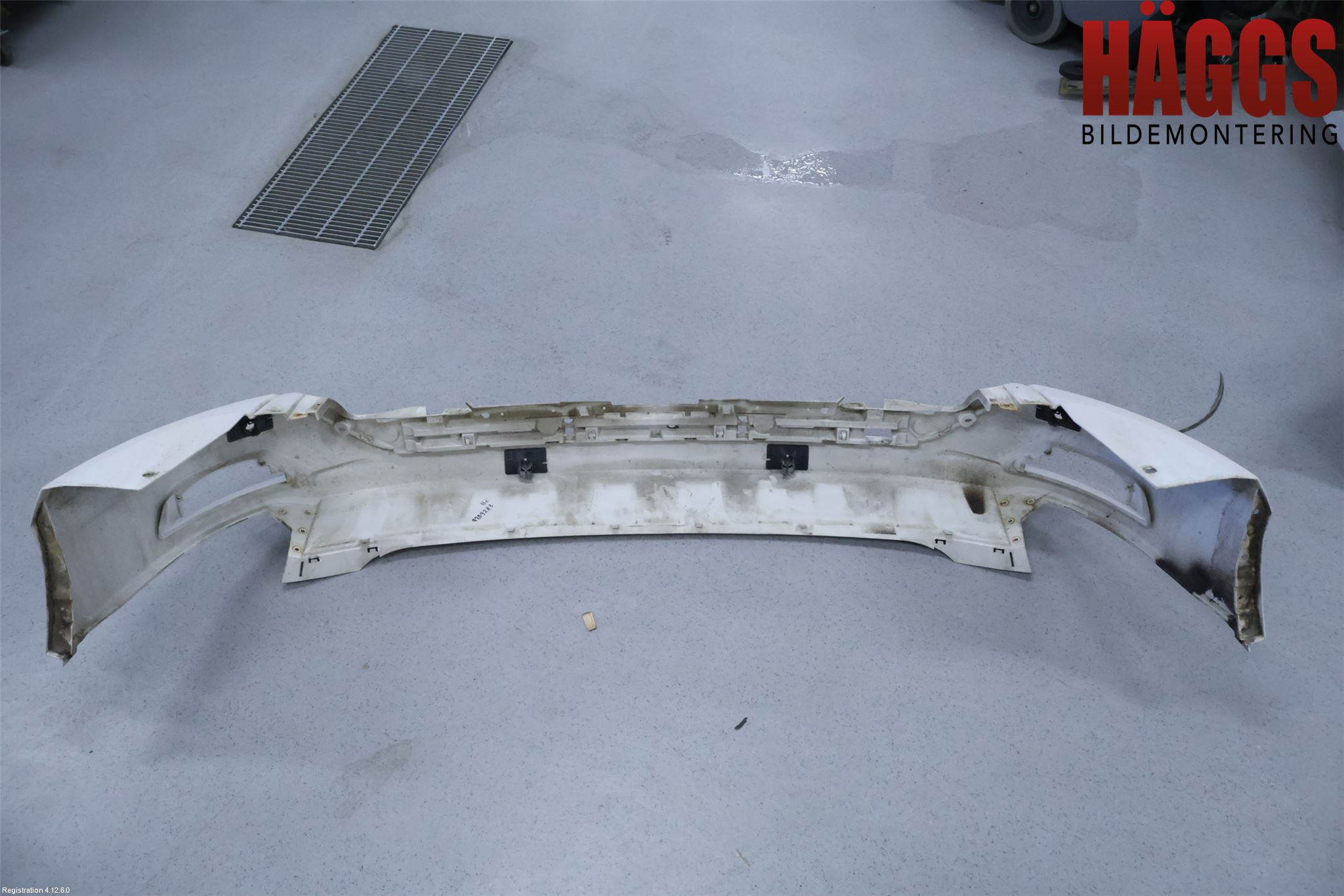 Ford KUGA 13-16 Stötfångarbeklädnad Bak
