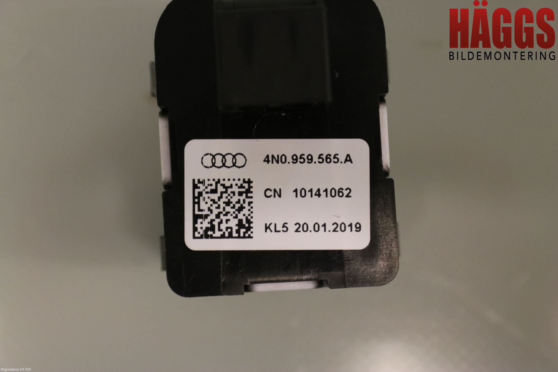 Audi A6 F2/C8 19- Strömställare Spegel