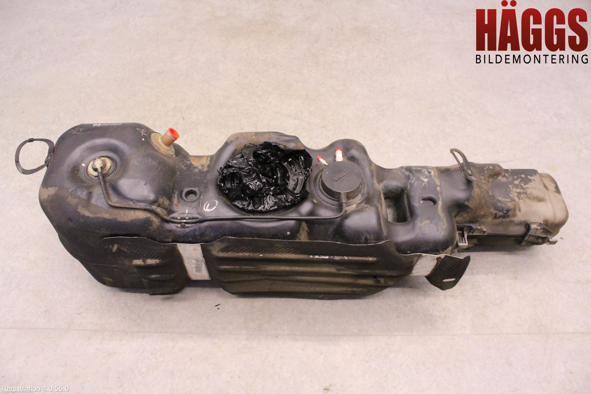 Dodge PICK UP RAM 81- Bränsletank Insprutning