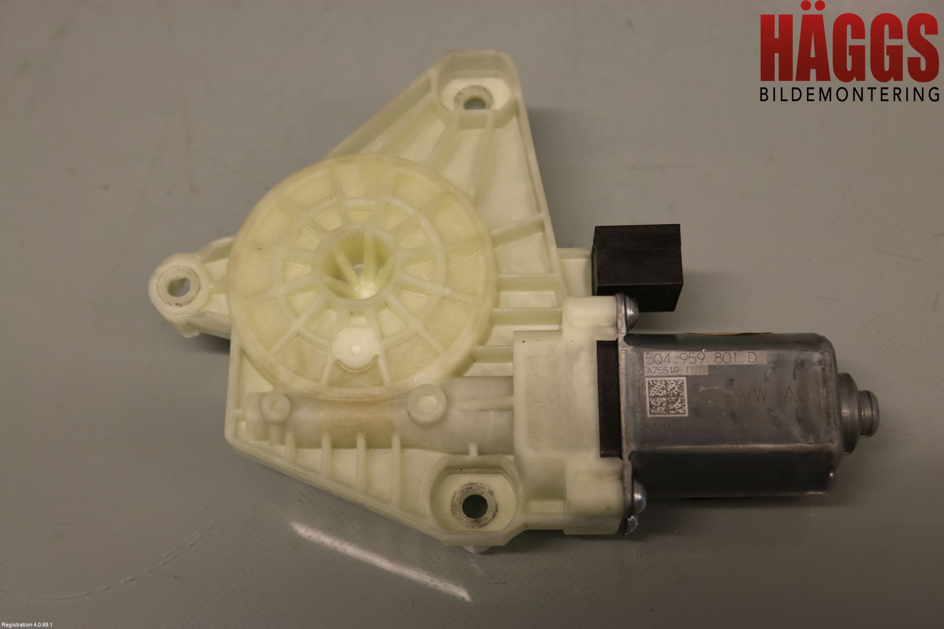 Volkswagen VW PASSAT 15-19 Fönsterhissmotor