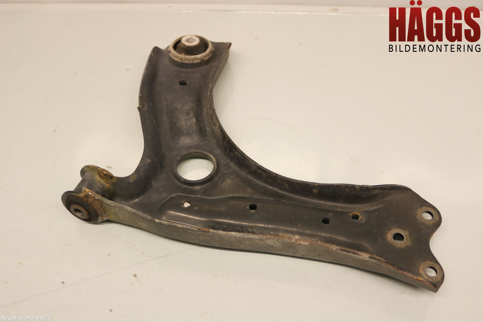 Volkswagen VW POLO 10-17 Bärarm Fram Undre Hö