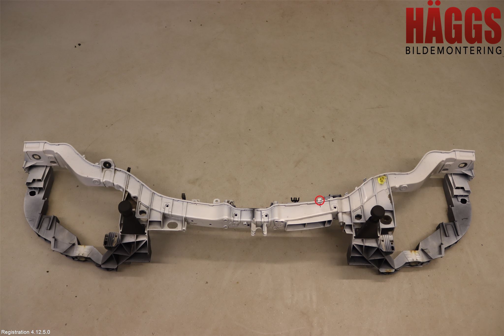 Ford KUGA 13-16 Frontplåt