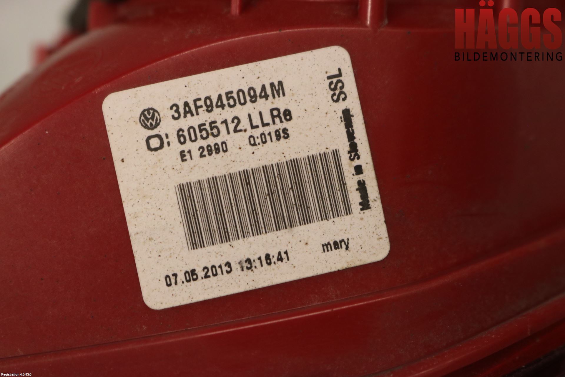 Volkswagen VW PASSAT 11-14 Bakljus Lucka Hö