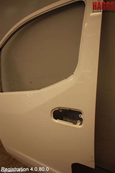 Nissan NV200/NV200 COMBI Dörr Fram Vänster