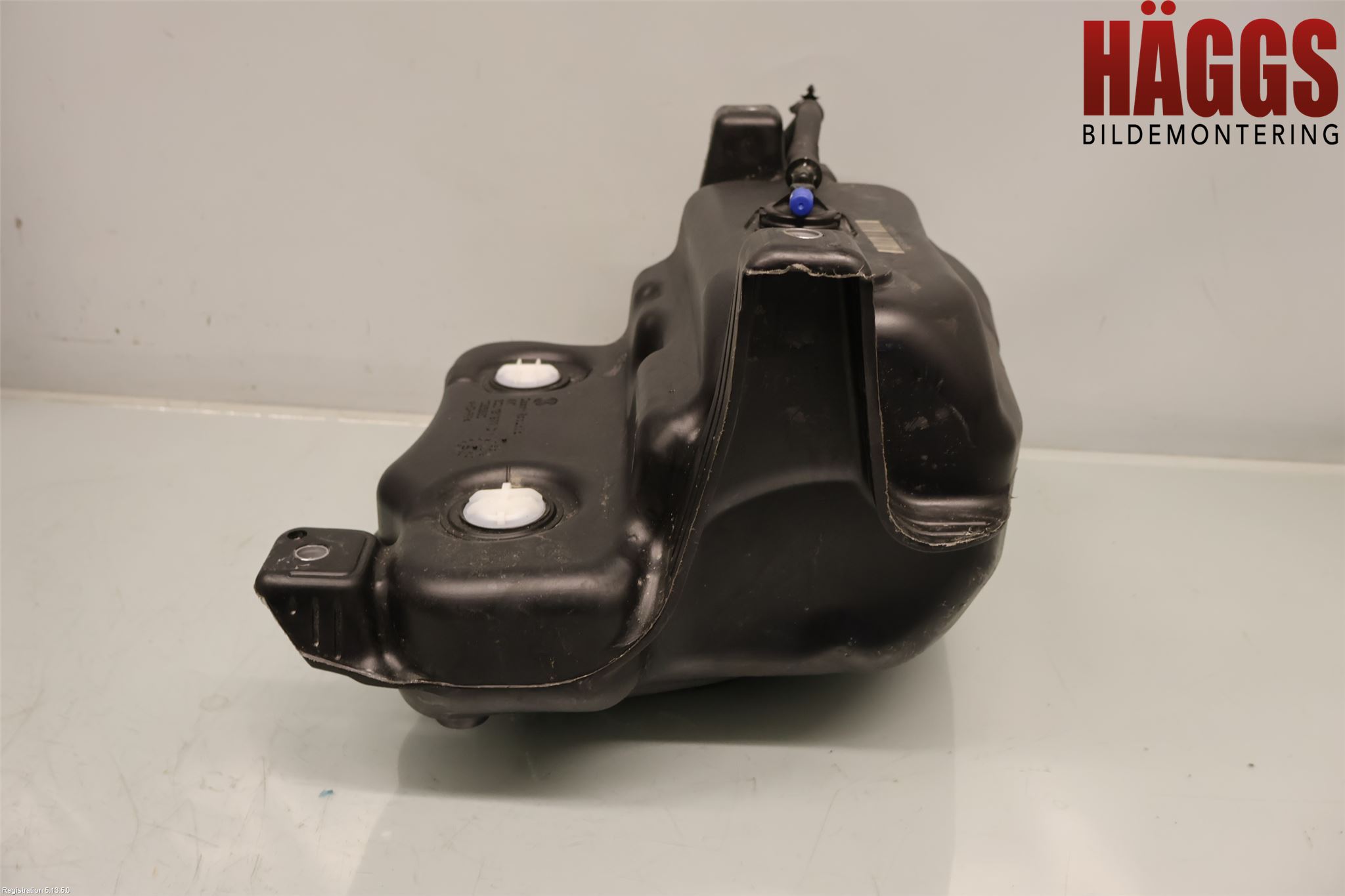 Volkswagen VW PASSAT 20-24 Adblue Tank