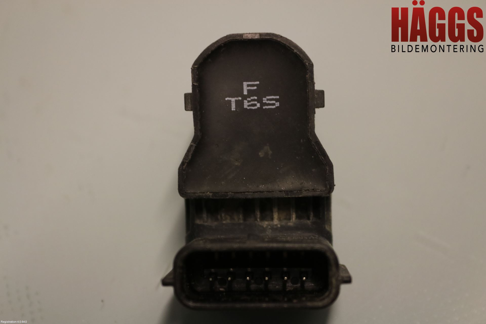 Hyundai i40 16-18 Parkeringshjälp Frontsensor