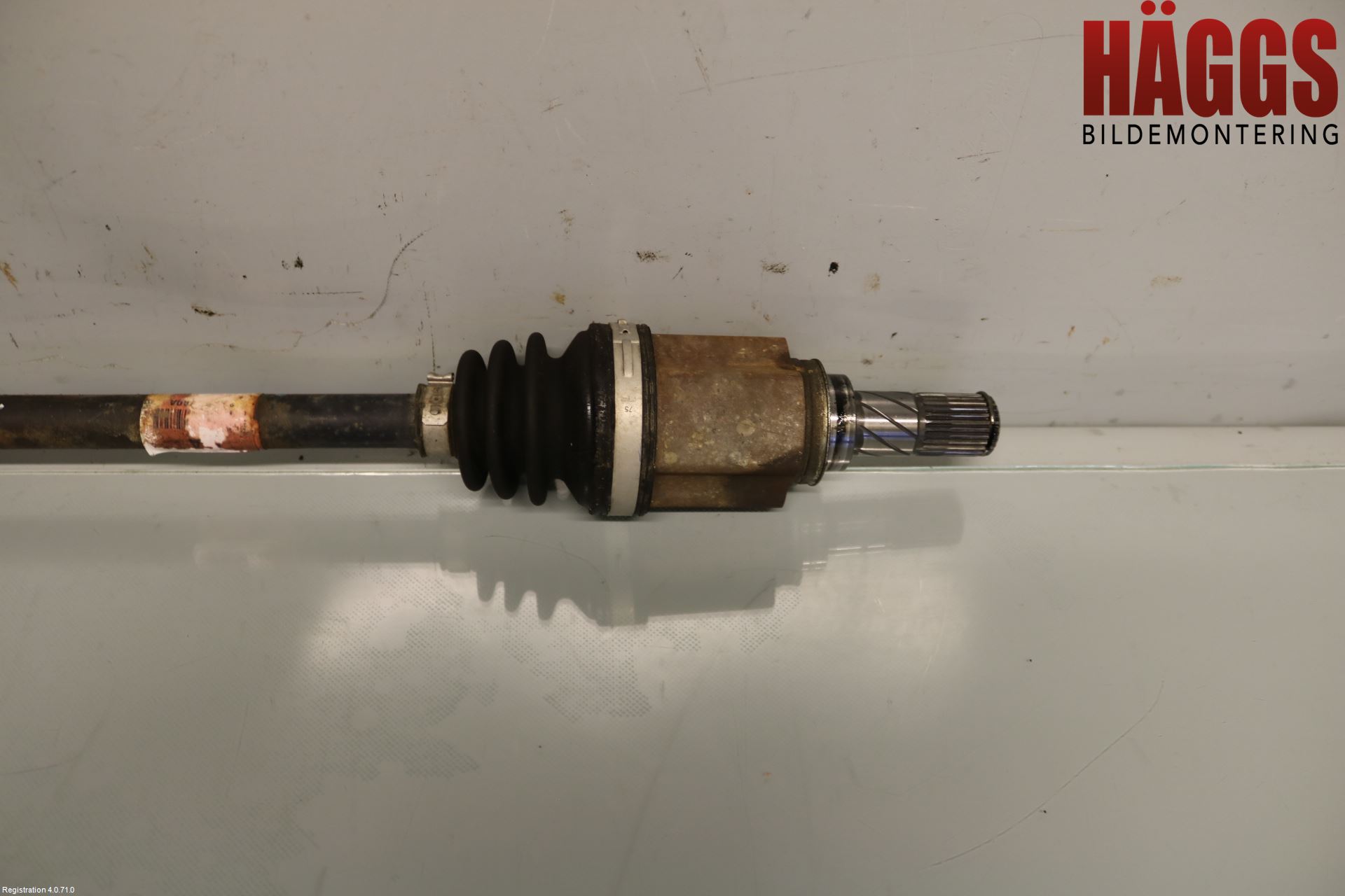 Nissan NOTE E12 14-20 Drivaxel Fram Vänster