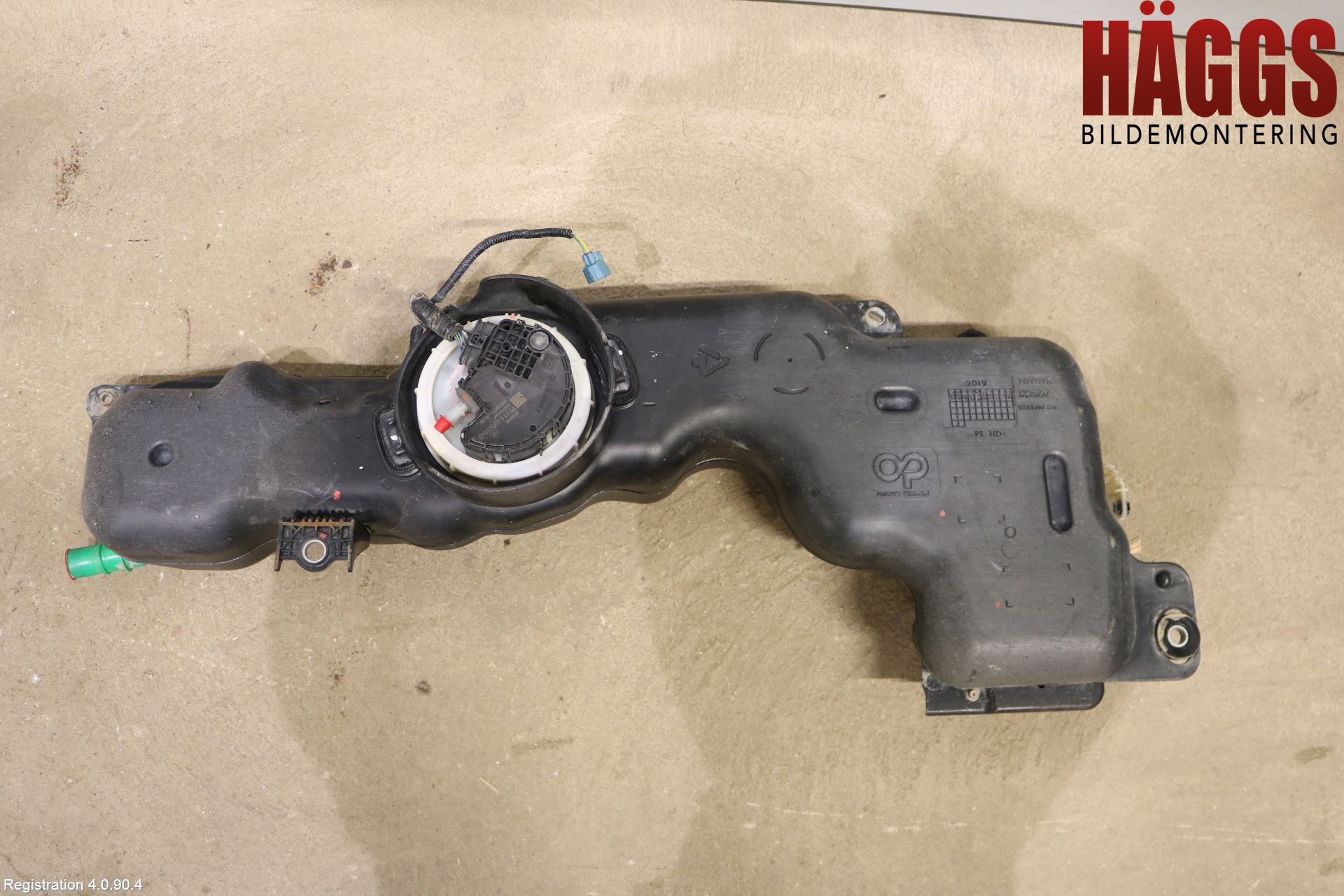 Toyota HILUX 16- Adblue Tank