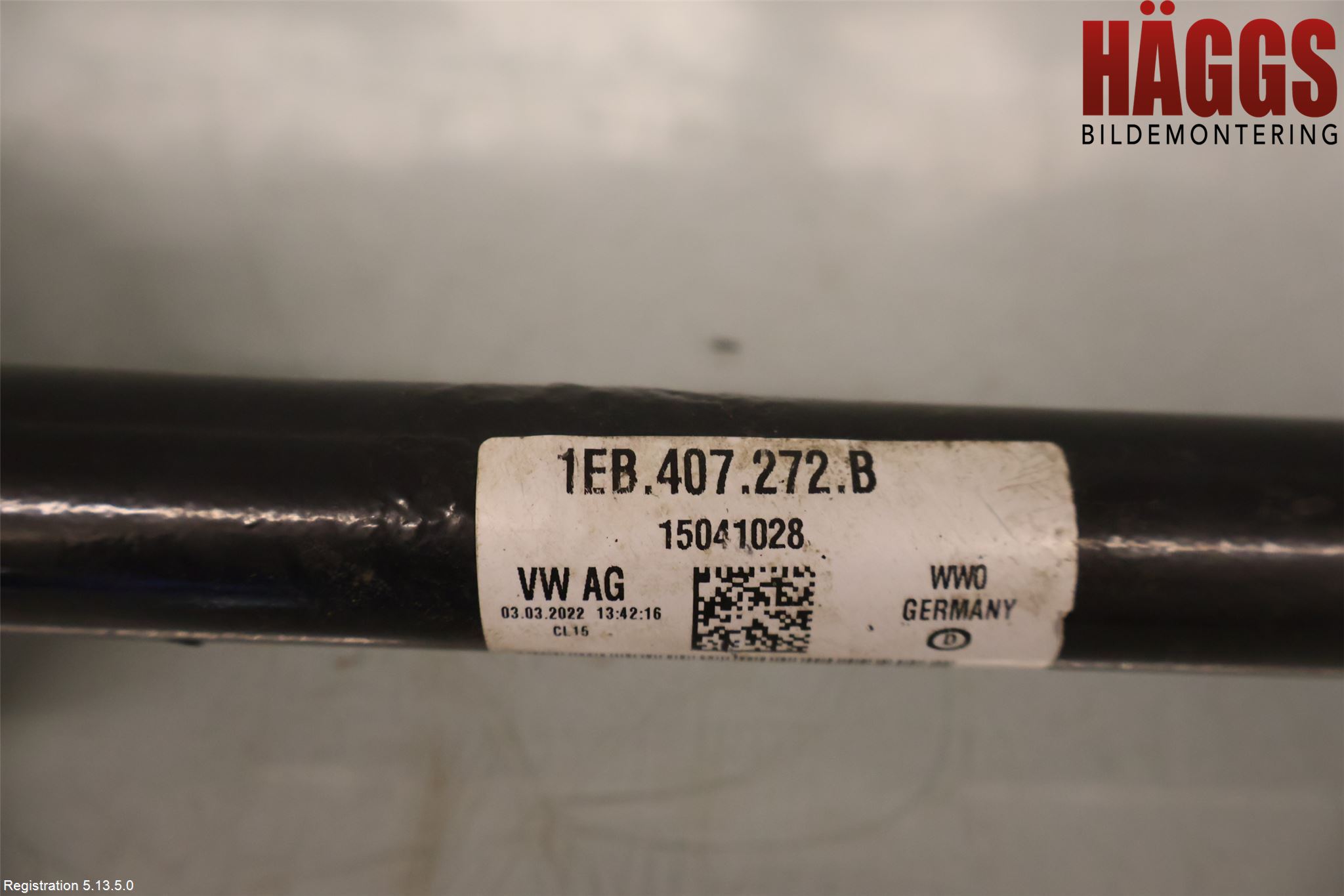Volkswagen VW ID.5 22- Drivaxel Fram Höger