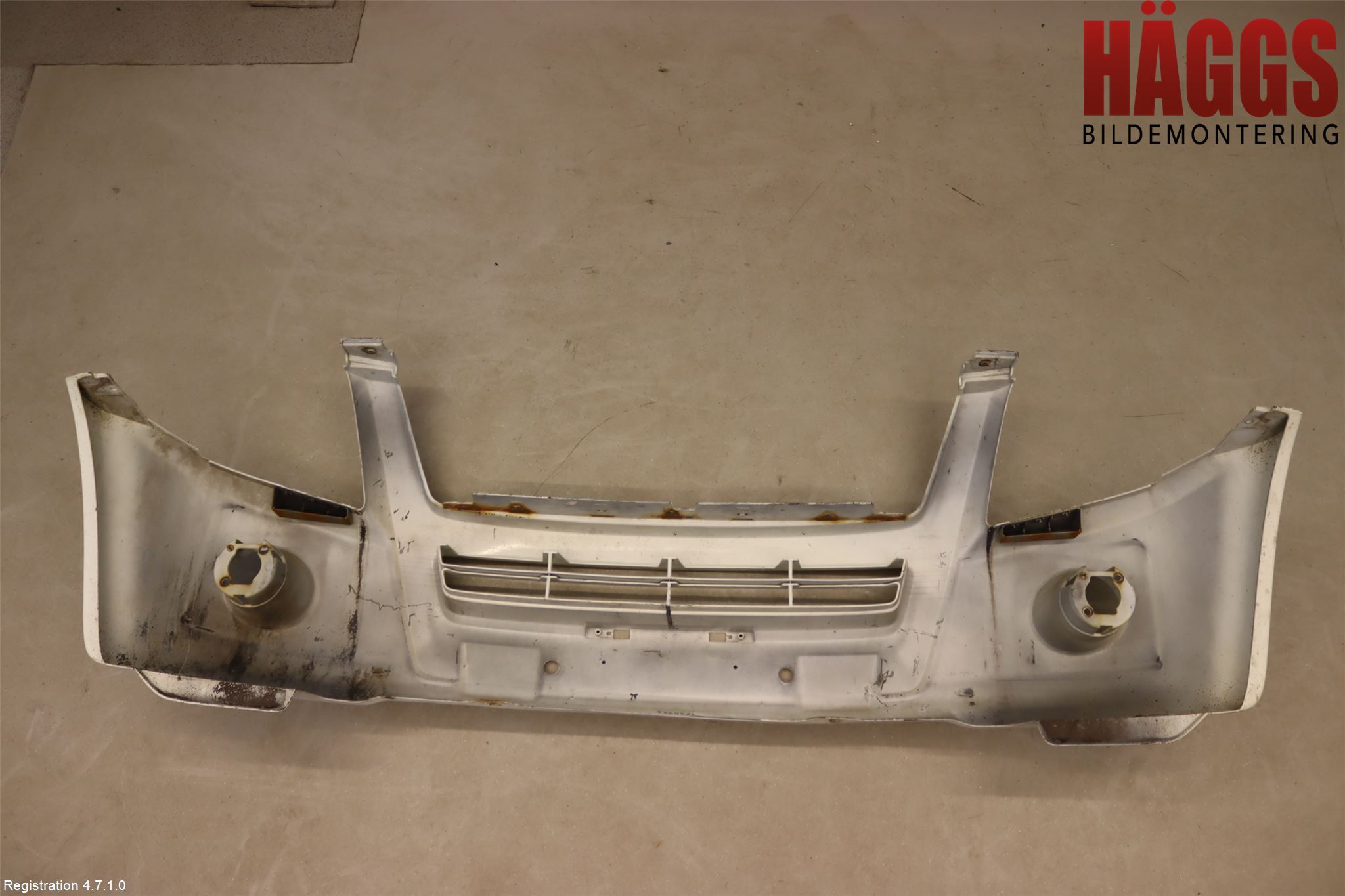 Isuzu D-MAX Stötfångarbeklädnad Fram