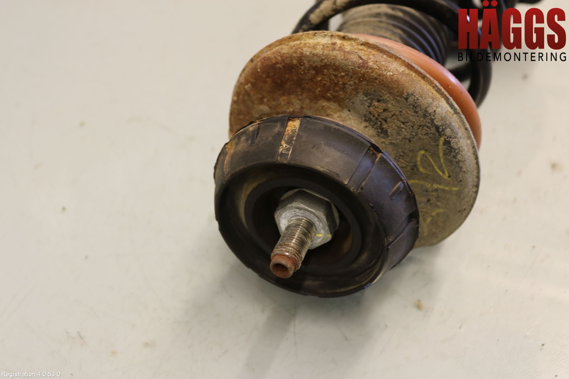 Dacia DOKKER 13- Fjäderben Fram Vänster