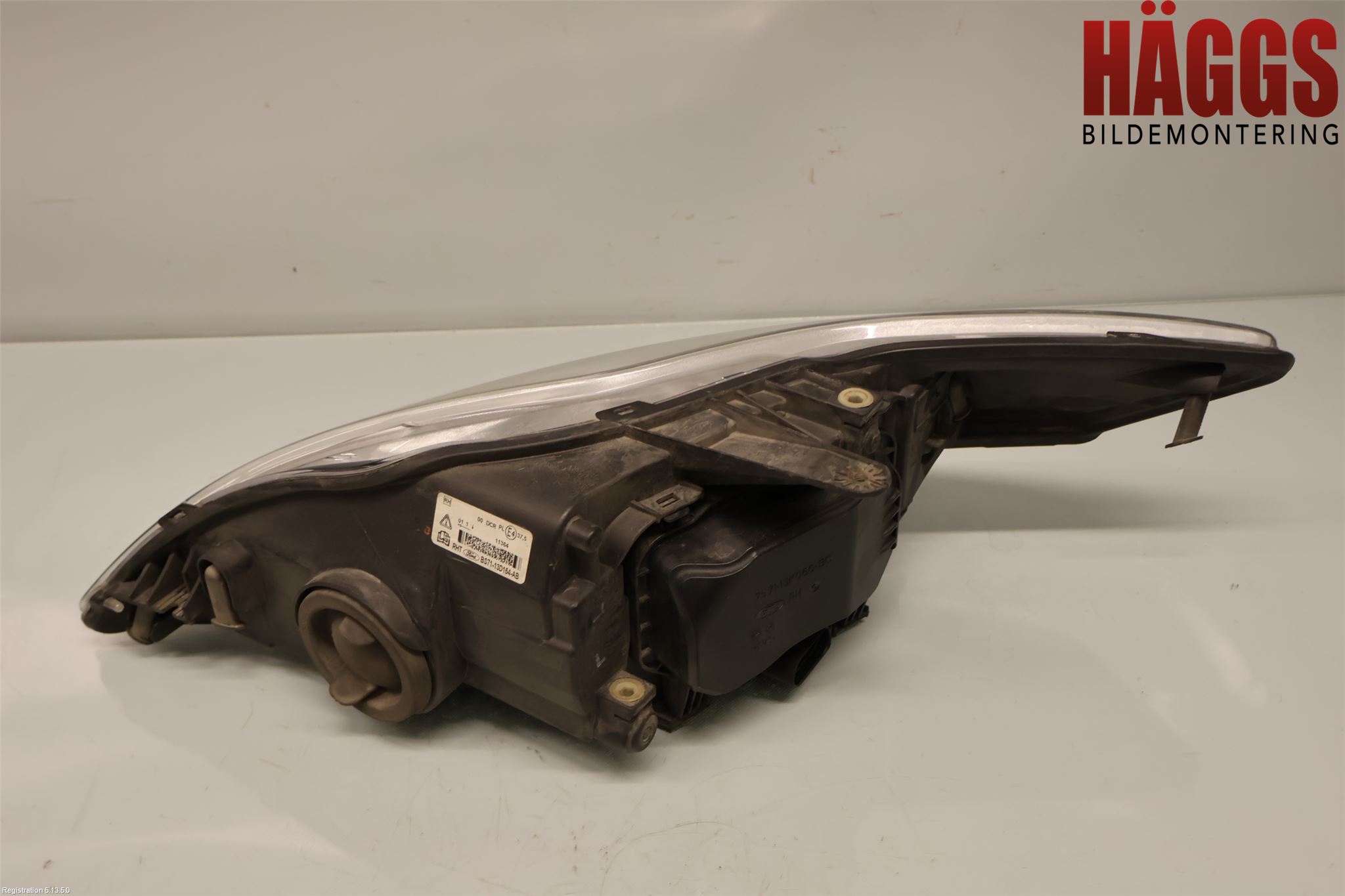 Ford MONDEO 07-15 Strålkastare Höger