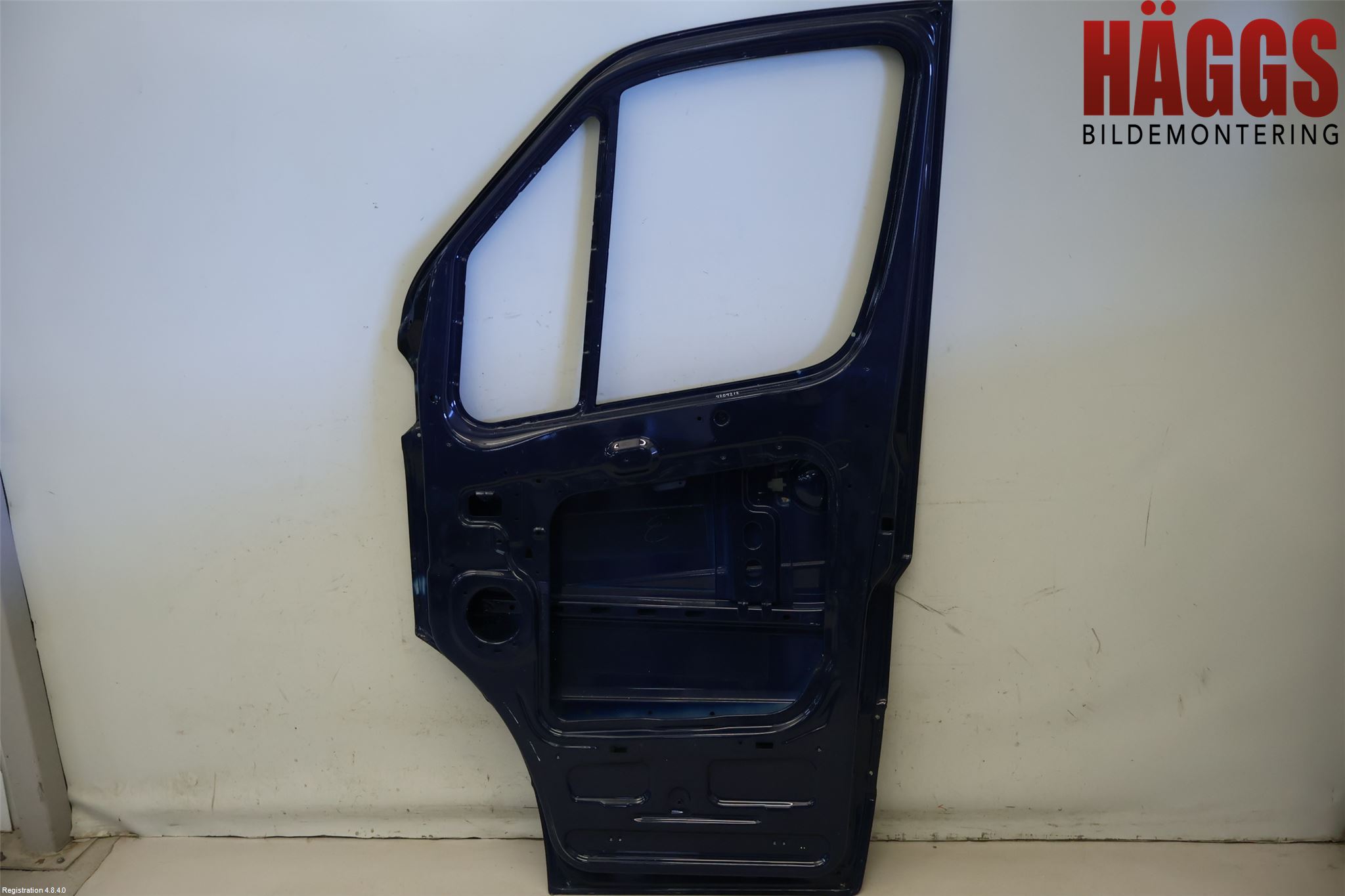 Volkswagen VW CRAFTER 06-16 Dörr Fram Höger