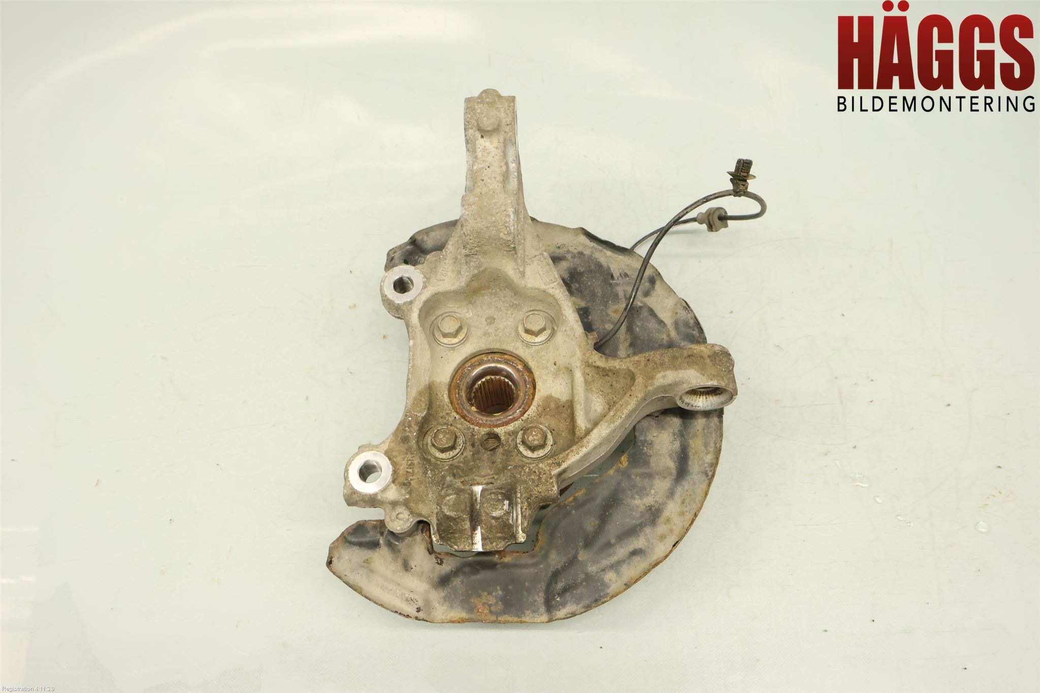 Ford MONDEO 15-22 Styrspindel Lagerhus Hö