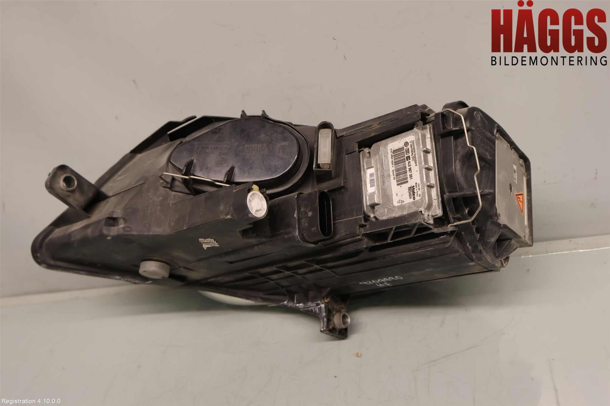 Volkswagen VW PASSAT 05-11 Strålkastare Höger