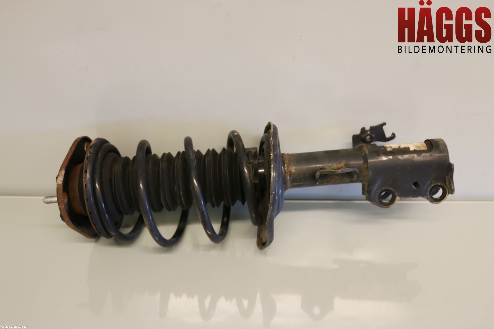 Toyota AURIS 13-19 Fjäderben Fram Höger