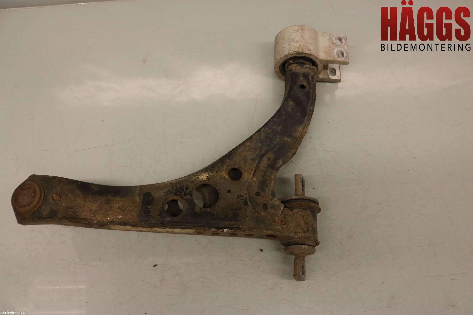 Opel ASTRA K 16-22 Bärarm Fram Undre Vä