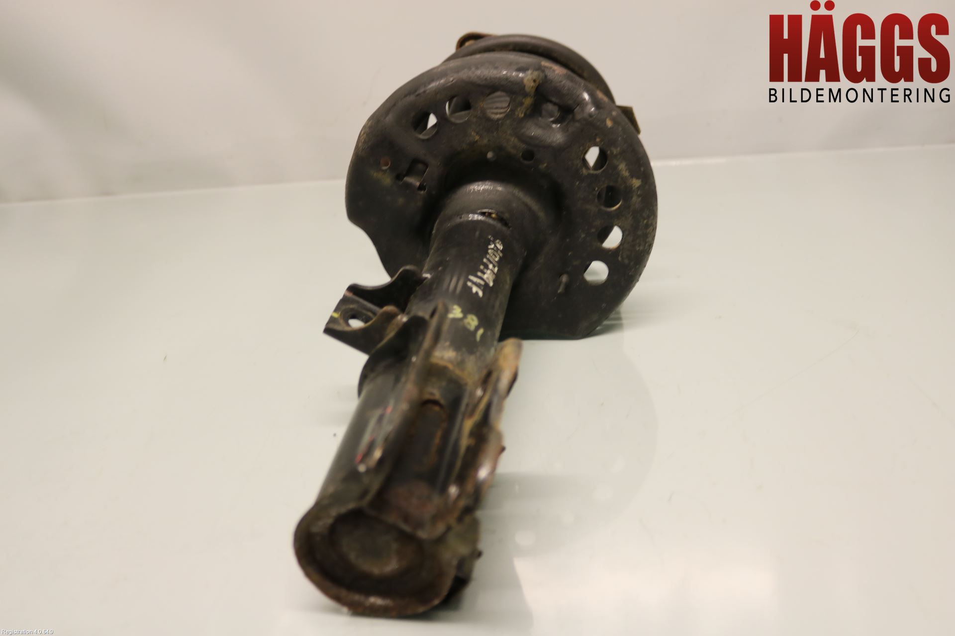 Hyundai i40 16-18 Fjäderben Fram Vänster