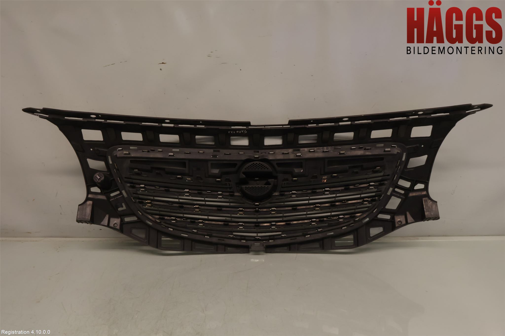 Opel INSIGNIA 09-16 Grill Komp