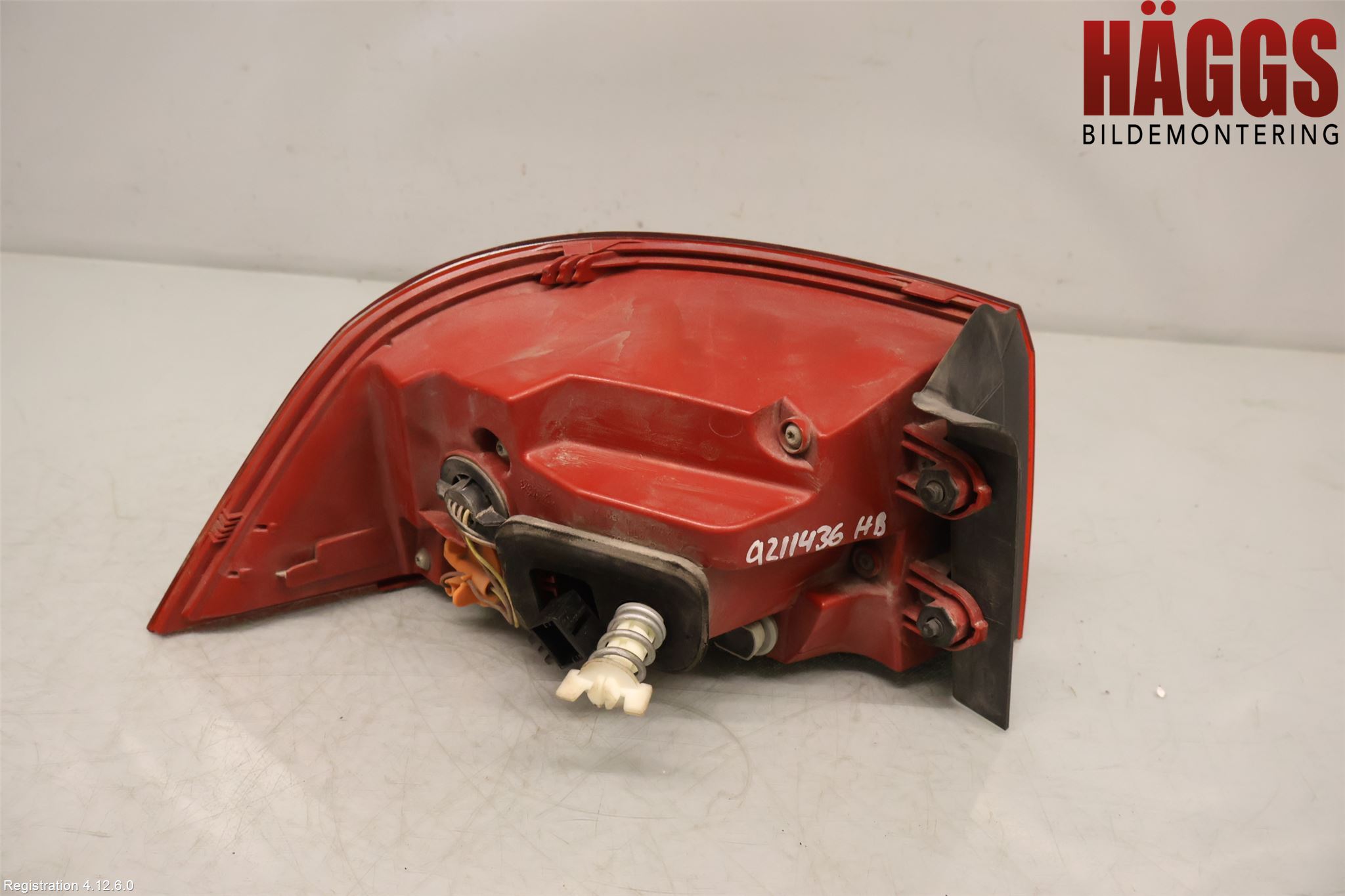 Volkswagen VW PASSAT 11-14 Bakljus Höger