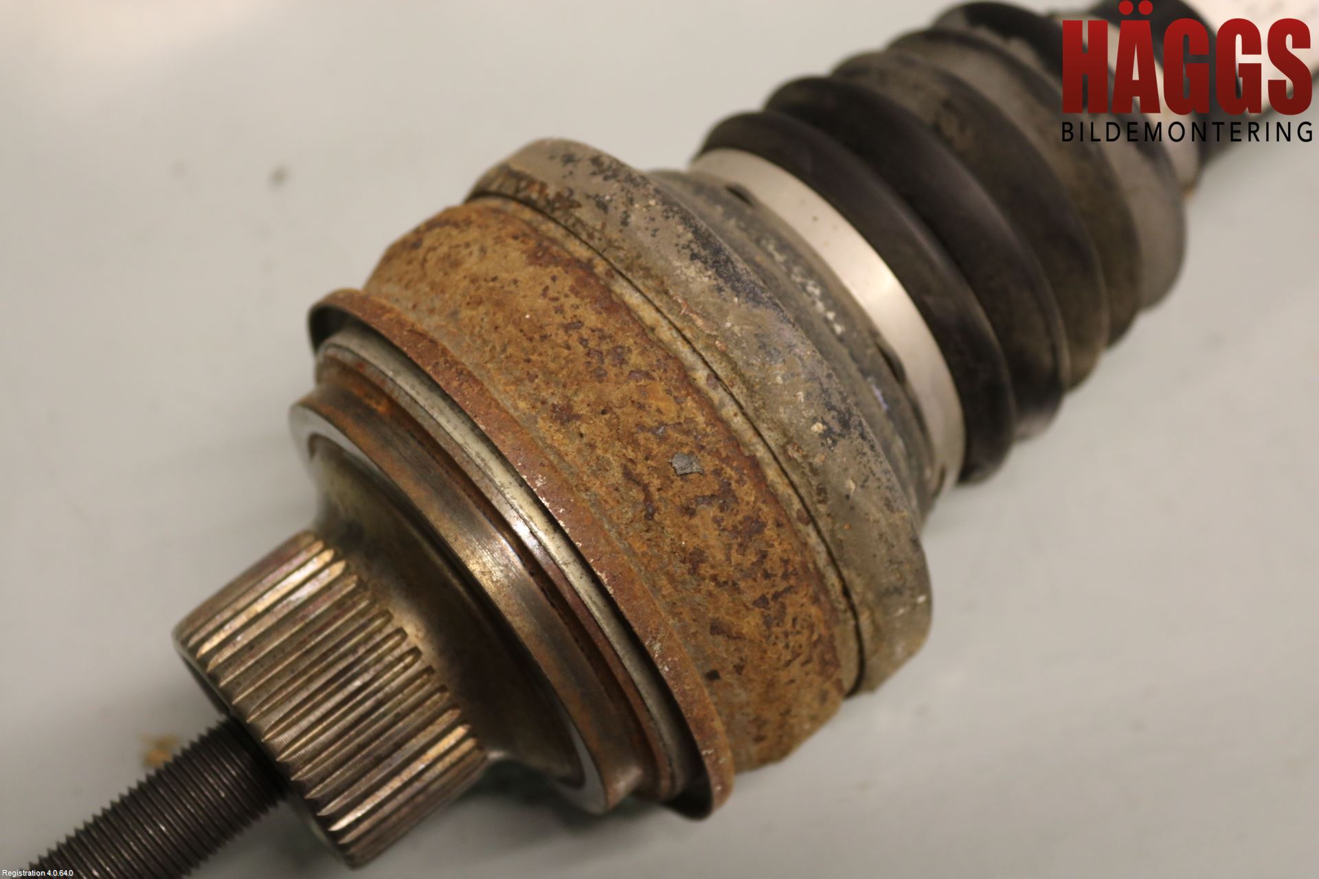 Volkswagen VW TOUAREG CR 18- Drivaxel Bak Vä-Hö
