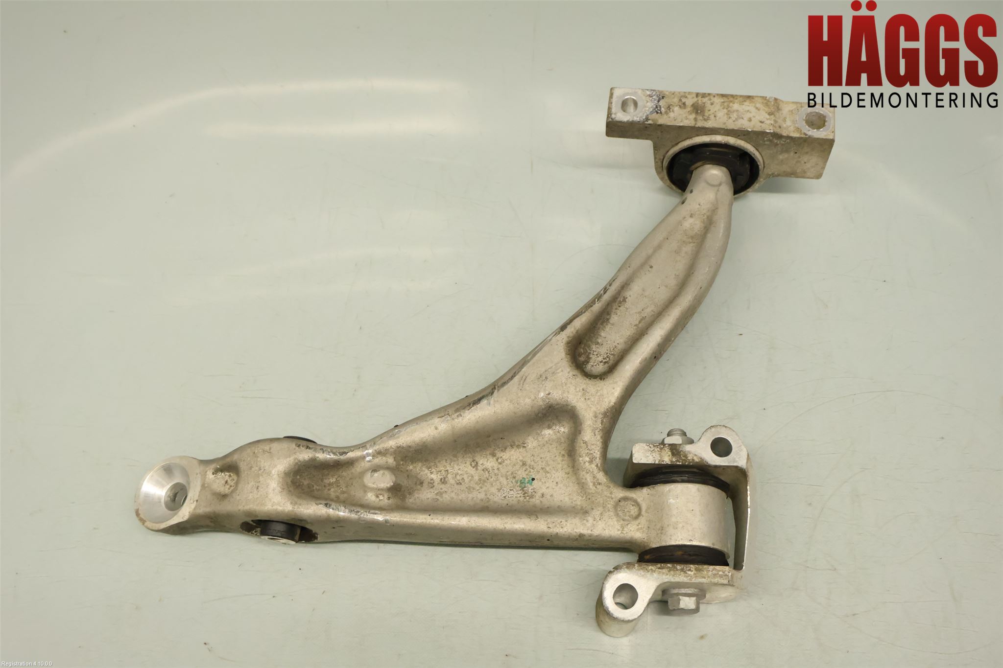 Volvo V60 19- Bärarm Fram Undre Vä