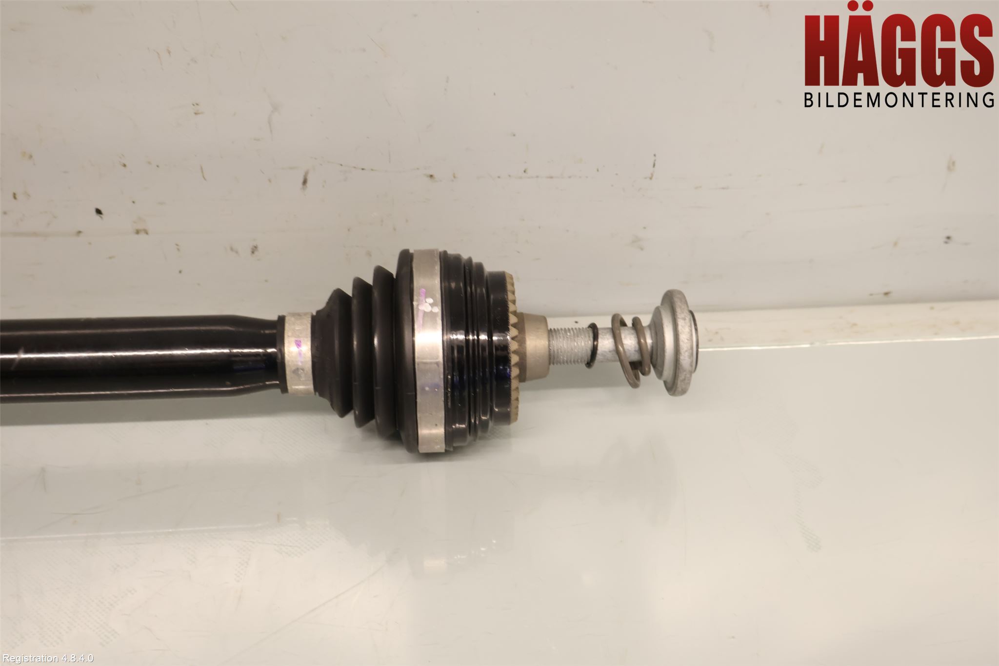 BMW 5/i5 G60/G61 24- Drivaxel Bak Höger