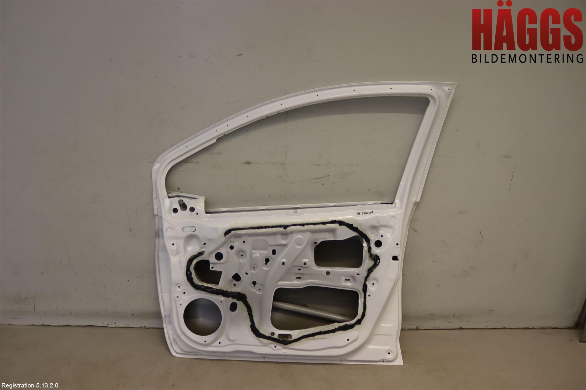 Toyota YARIS XP130 12-14 Dörr Fram Höger