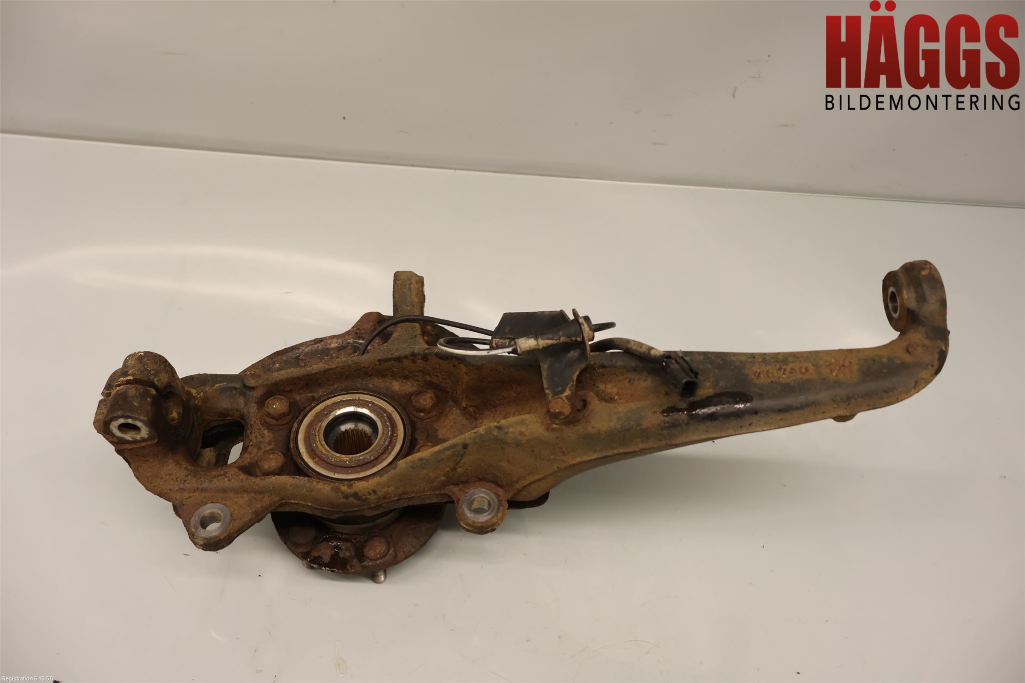 Nissan NAVARA 05-16 Styrspindel Lagerhus Hö