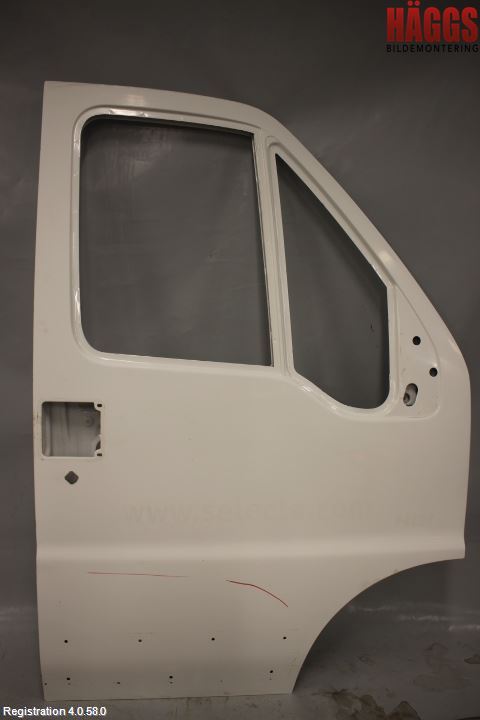 Peugeot BOXER      02- Dörr Fram Höger
