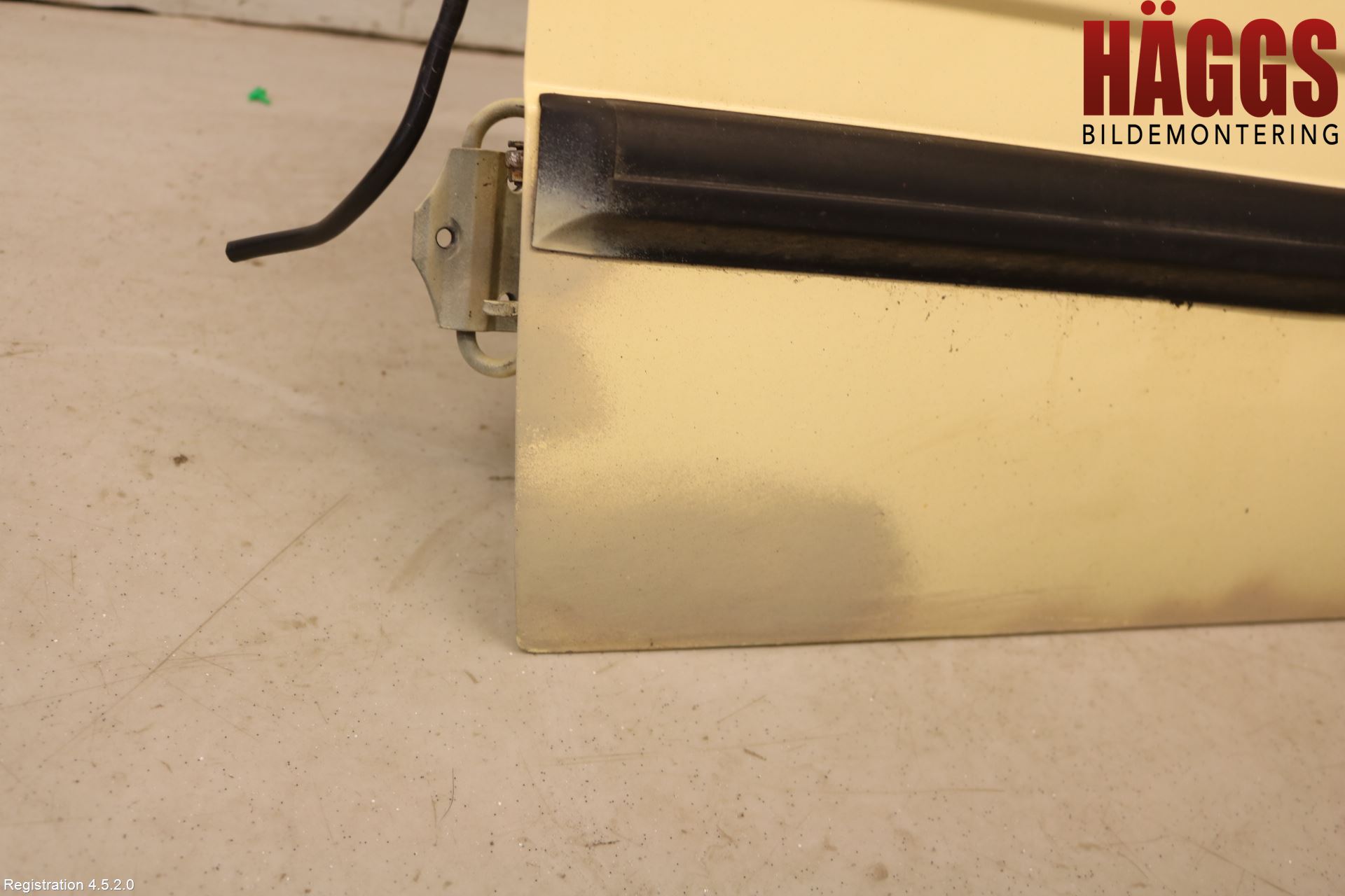 Volvo 740 84-87 Dörr Fram Vänster