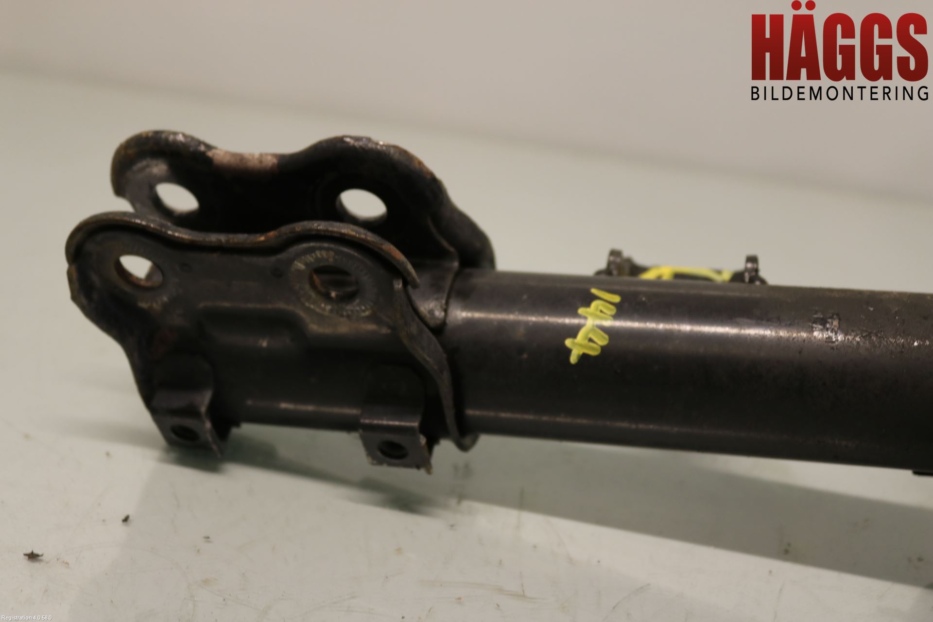 Hyundai i40 16-18 Fjäderben Fram Vänster