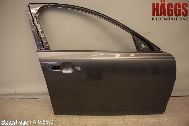 Jaguar XE (X760) 15-24 Dörr Fram Höger