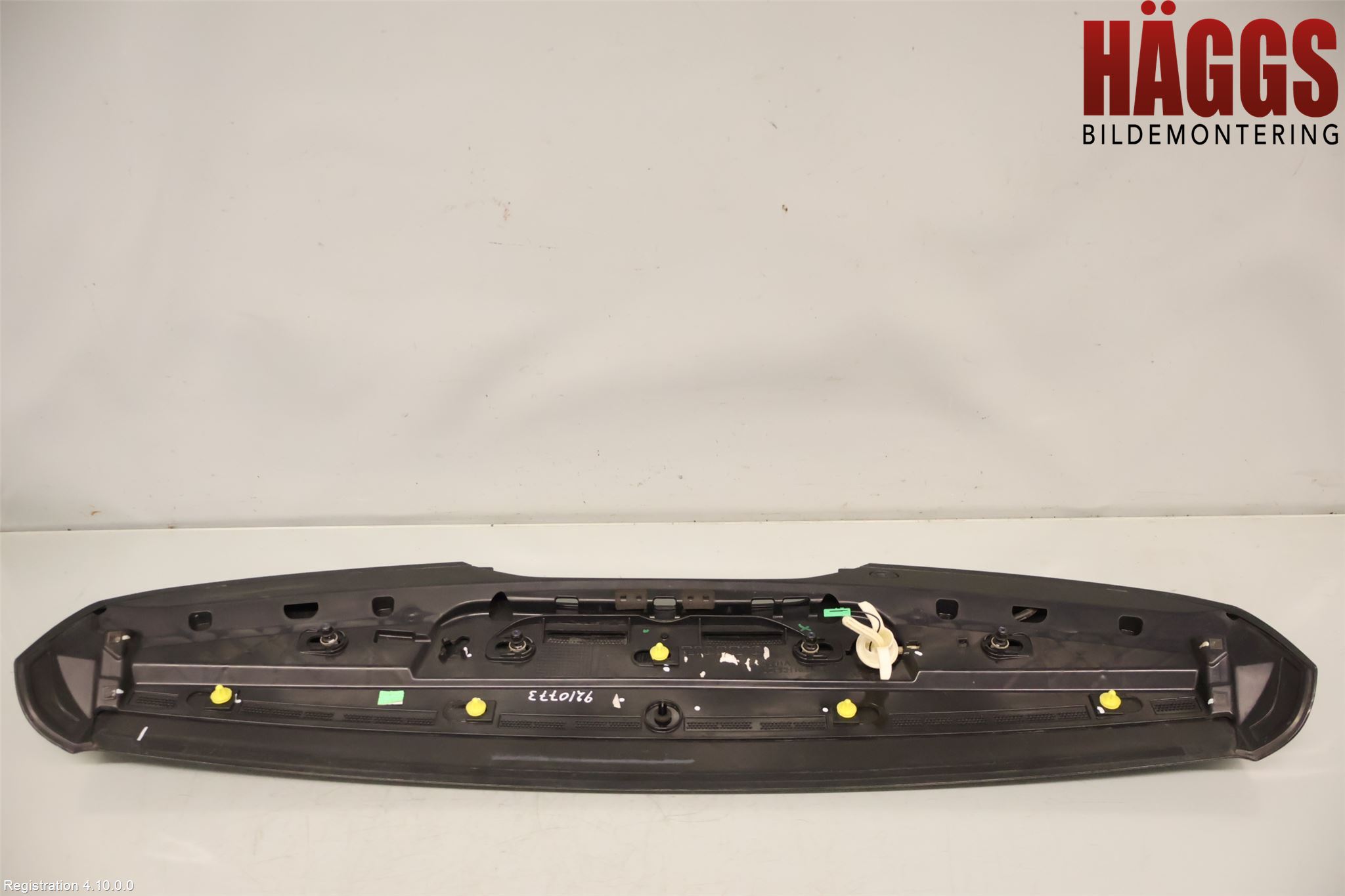 Volvo V60 CROSS COUNTRY 16-18 Spoiler Baklucka