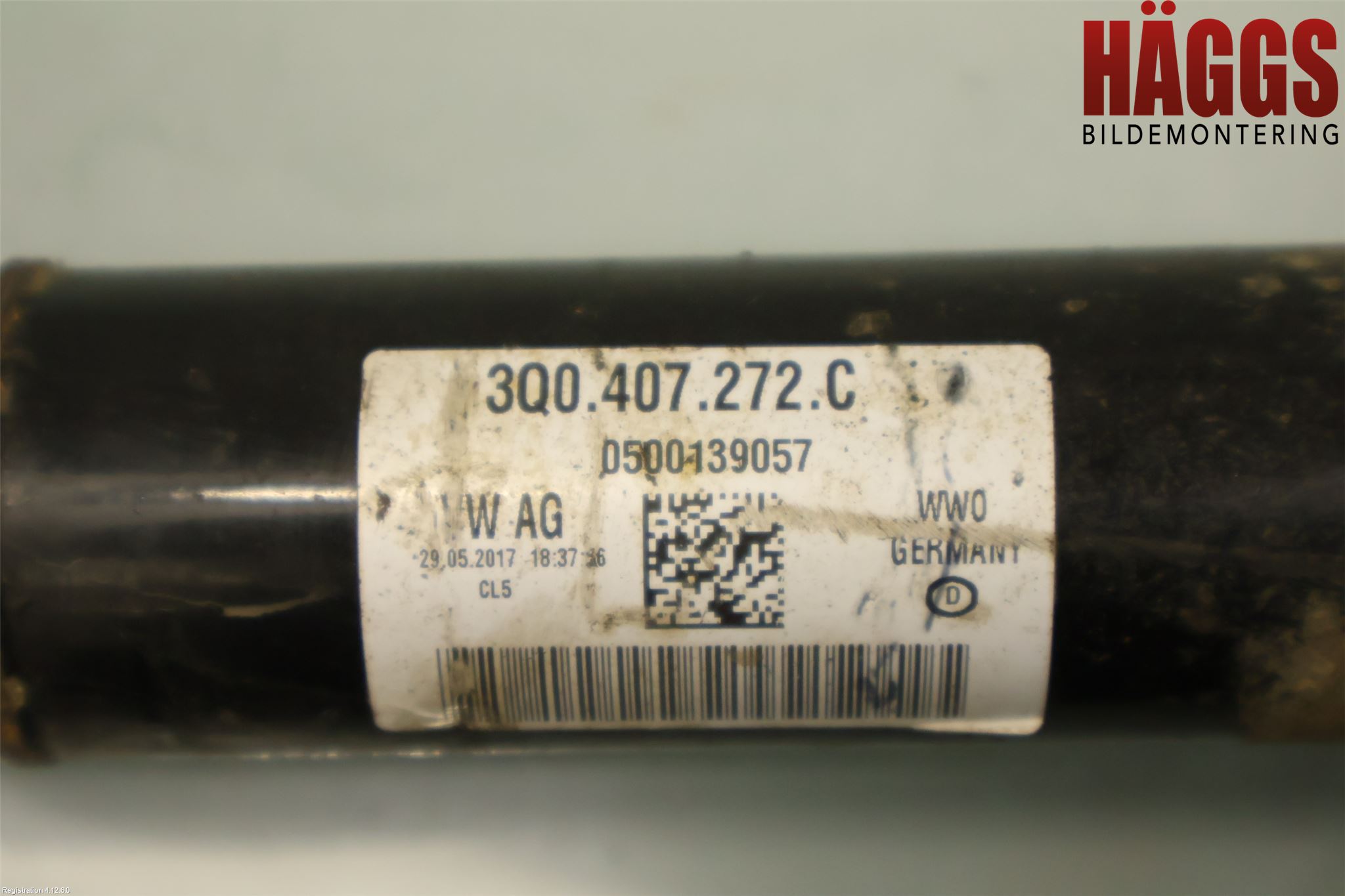 Volkswagen VW PASSAT 15-19 Drivaxel Fram Höger