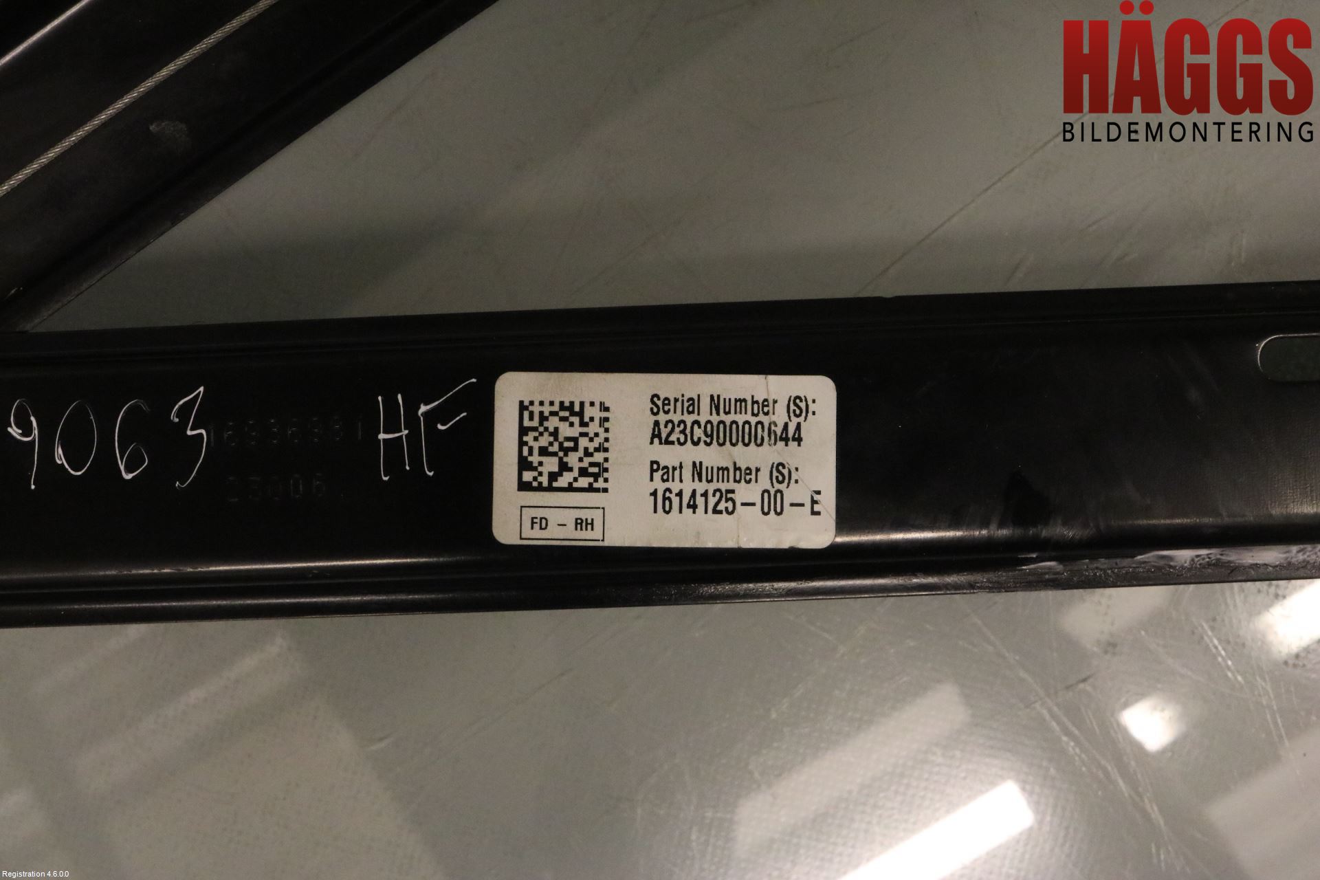 Tesla MODEL X 16- Fönsterhiss El Kompl