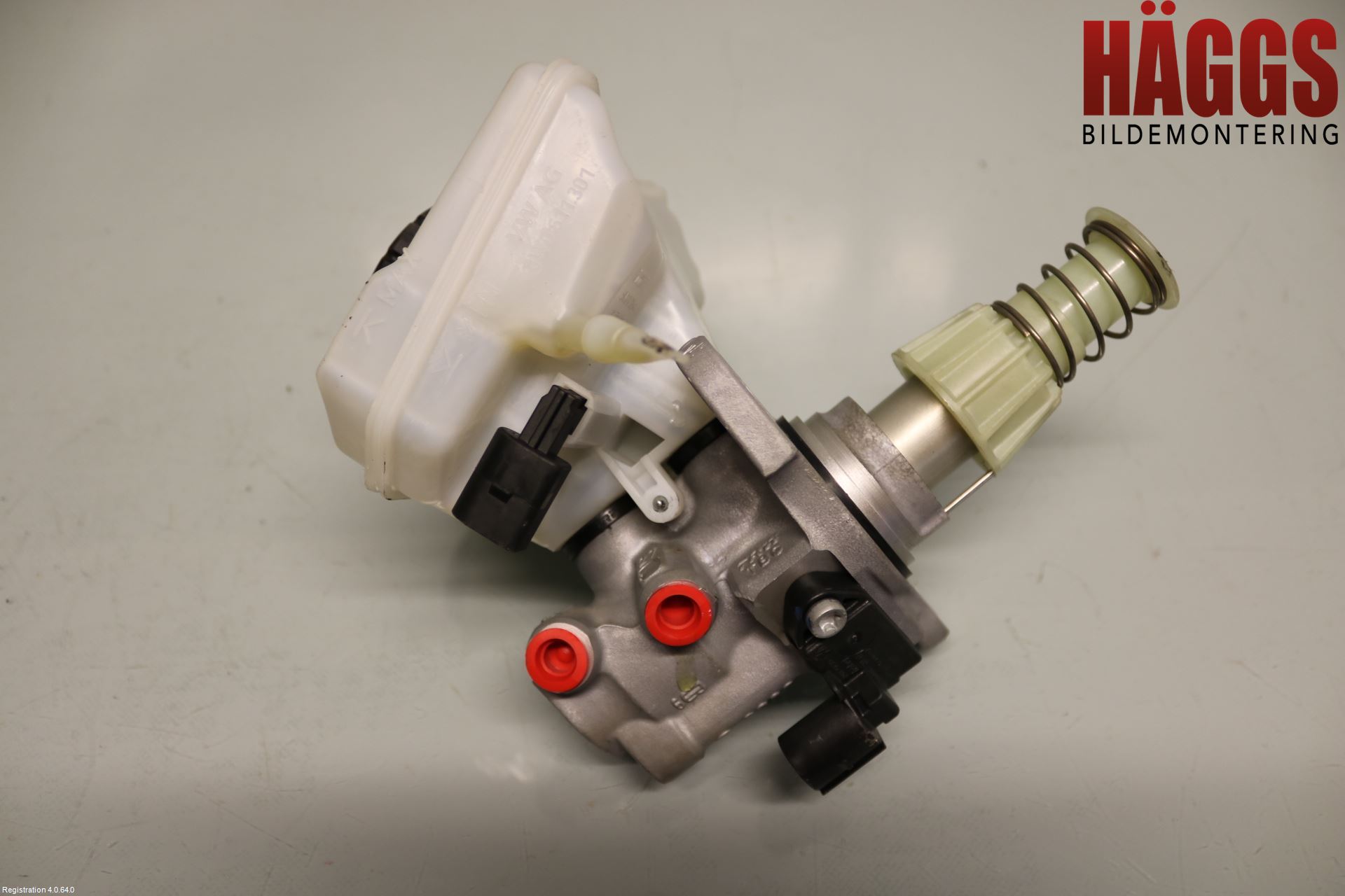 Volkswagen VW TOUAREG CR 18- Broms Huvudcylinder