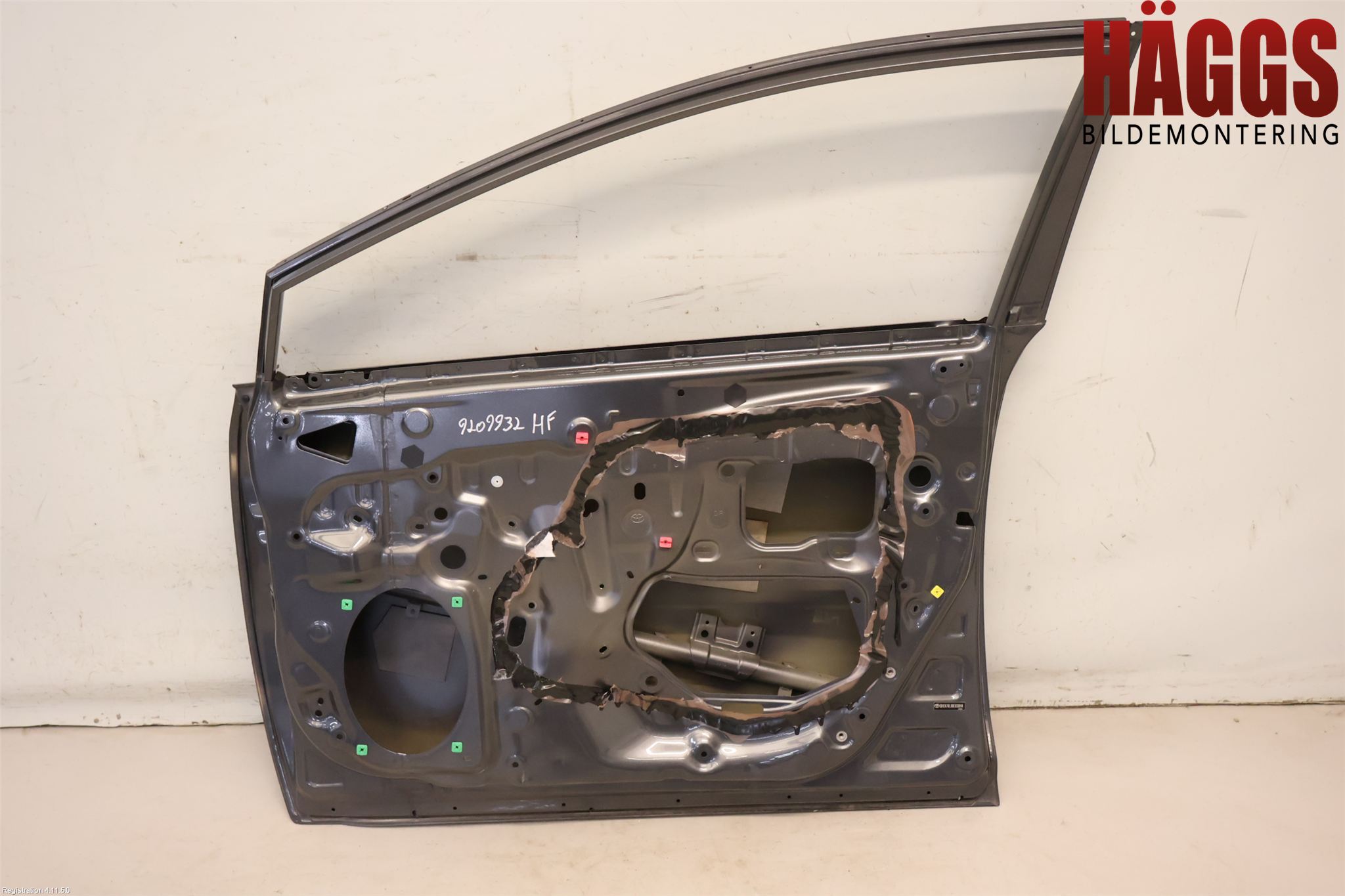 Toyota AVENSIS 09-15 Dörr Fram Höger