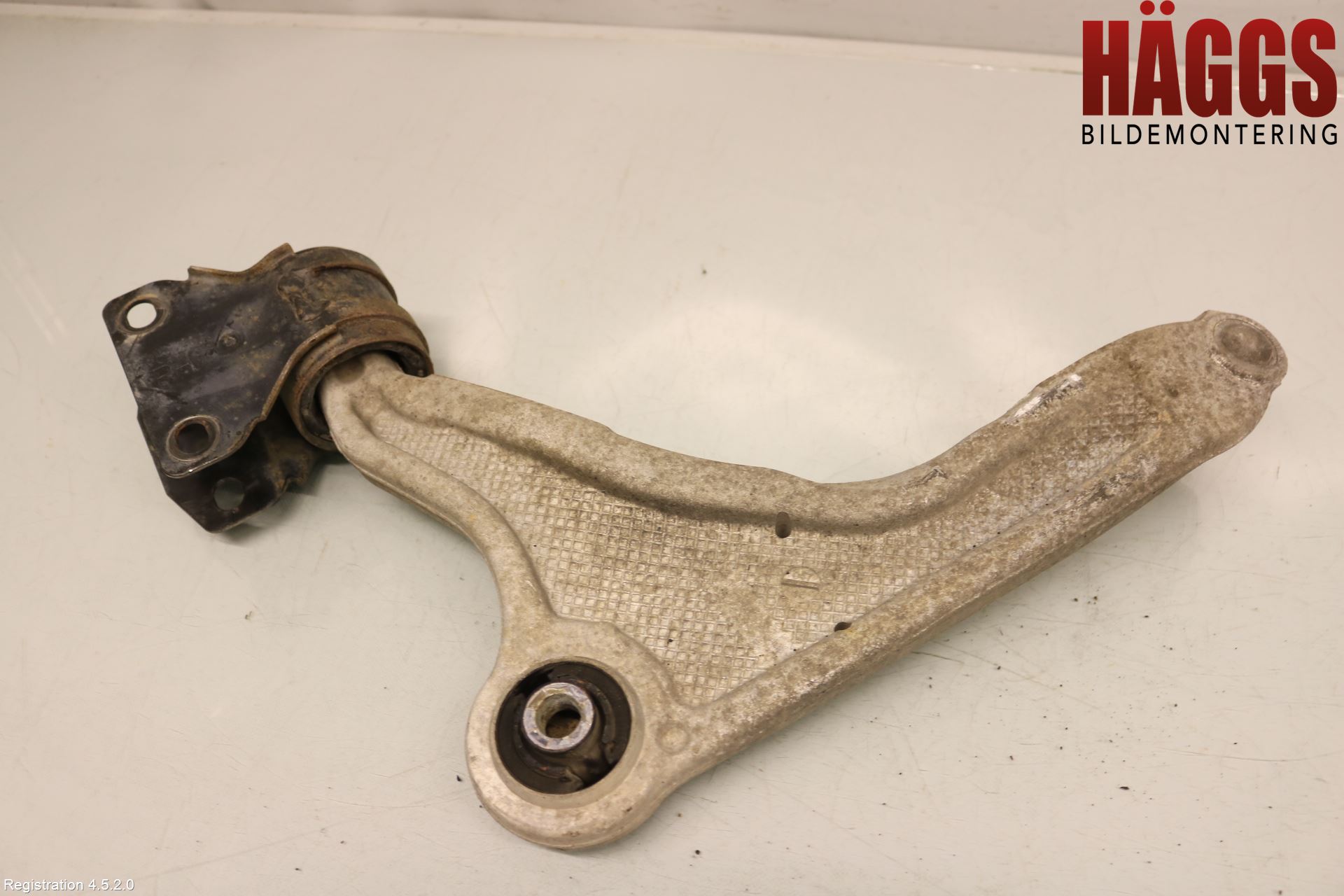 Ford MONDEO 15-22 Bärarm Fram Undre Hö