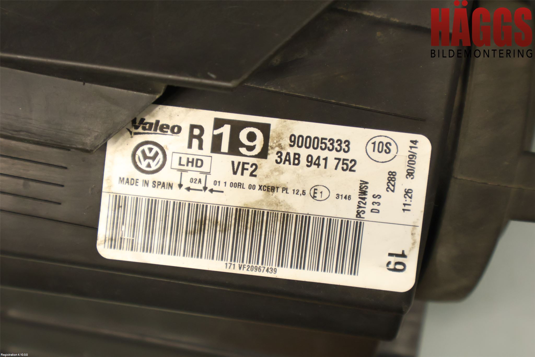 Volkswagen VW PASSAT 11-14 Strålkastare Höger