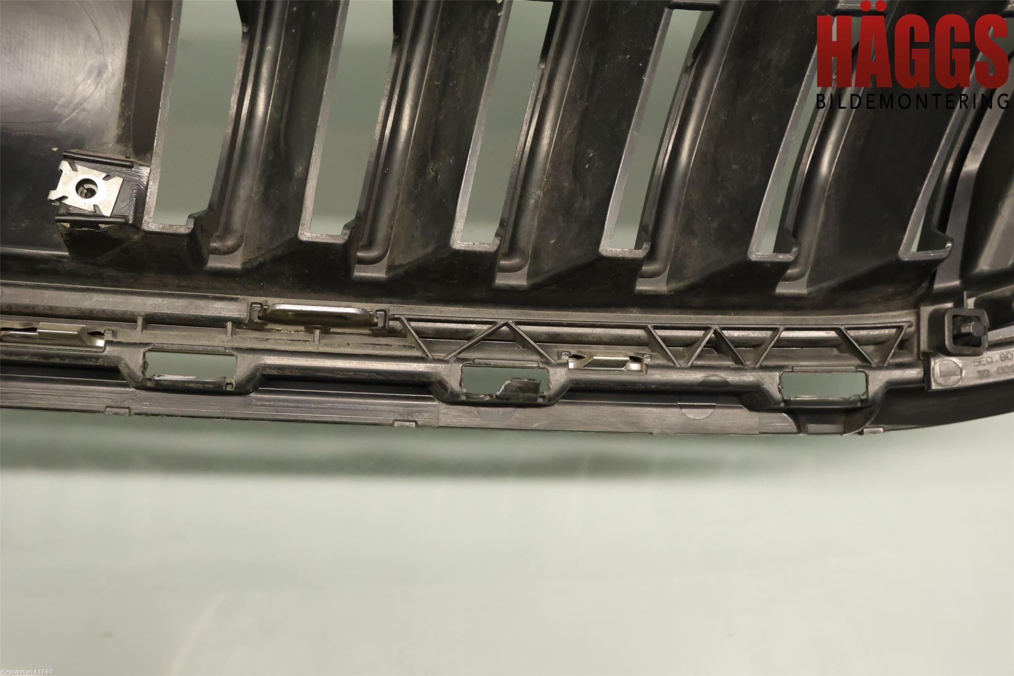 Skoda OCTAVIA (5E) 13-20 Grill Komp