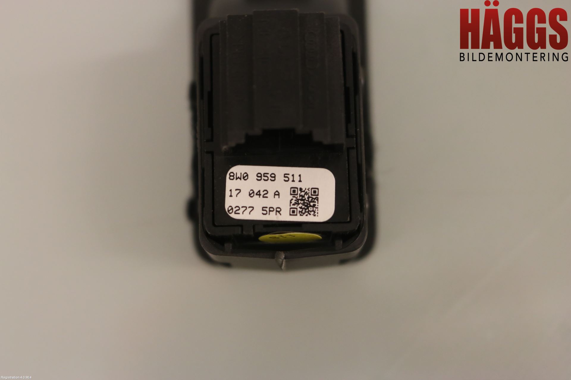 Audi A4 ALLROAD 17- Strömställare Dragkrok