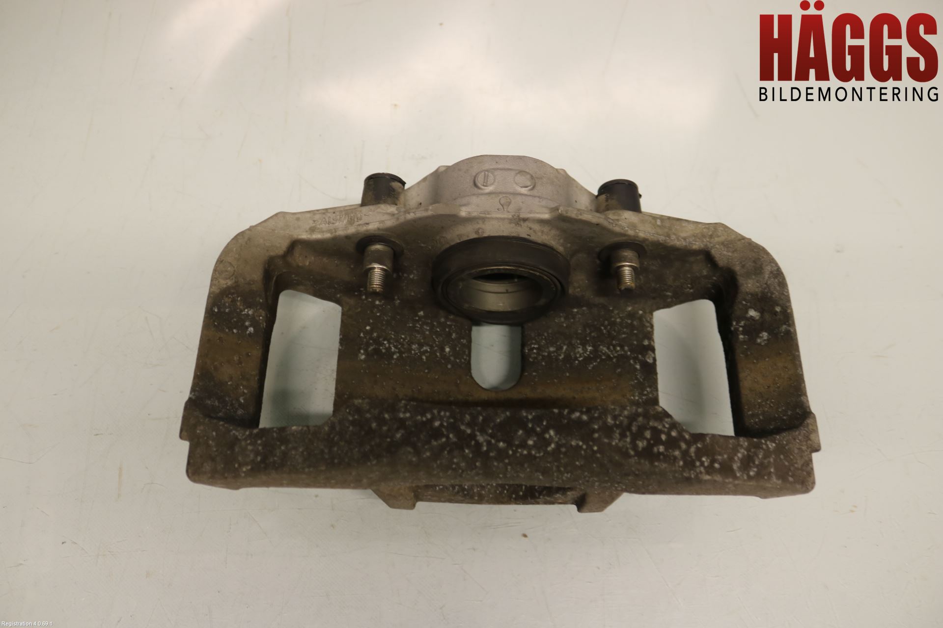 BMW 5 F10/F11/F18 09-17 Bromsok Fram Vänster